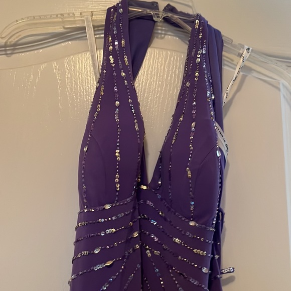 Halter lavender gown with sequins trim size 1/2 - Picture 2 of 4
